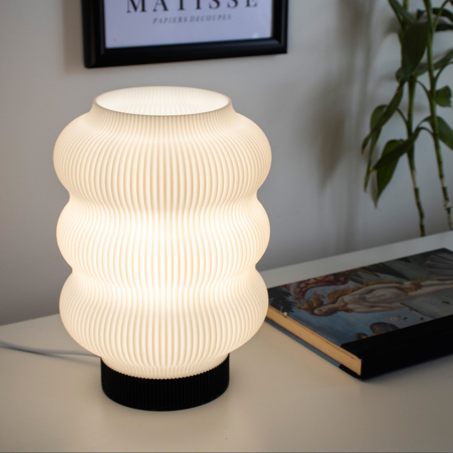 Ostraco Table Lamp, Charming Designer Lamp as a Shelf Decor Light